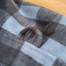 Load image into Gallery viewer, Plaid Jacket - Polar fleece